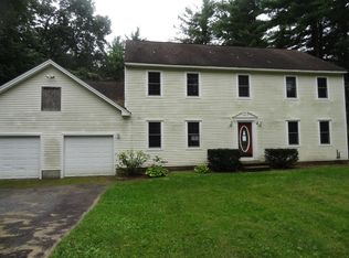95 Rondeau St, Palmer, MA 01069