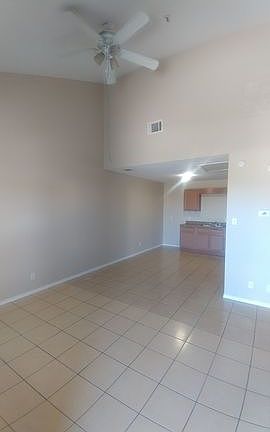 2nd image of 7637 Windsor Oaks