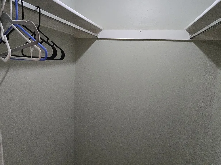 2709 N Bell Ave #4 — Photo 3