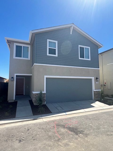 1st image of 548 Peppercorn Dr