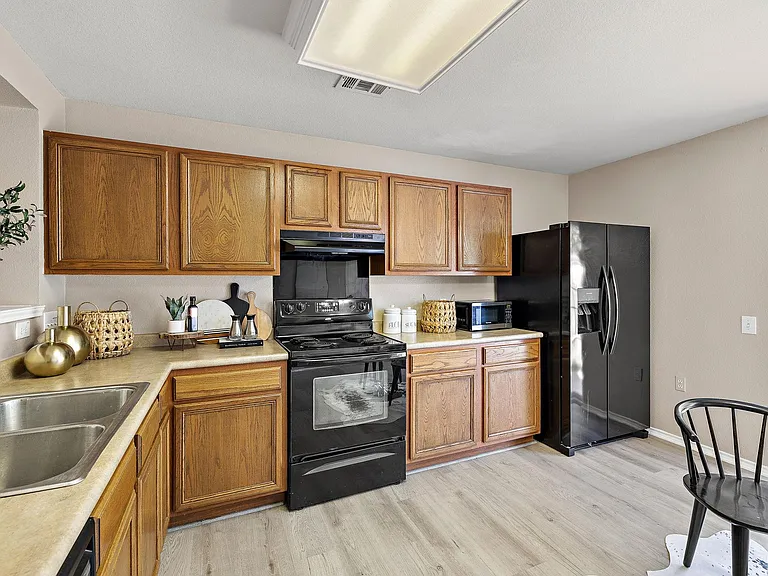 5705 Viewpoint Dr #A — Photo 9