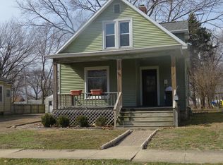1215 N Mill St, Pontiac, IL 61764