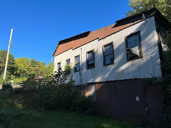 5th image of 1615 W Dixon Blvd