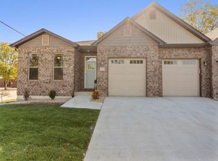 132 E Locust, Columbia, IL 62236