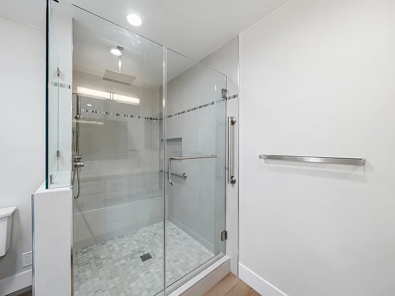 1814 N San Antonio Ave — Photo 19