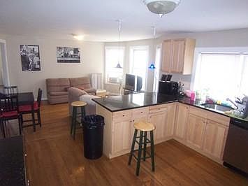 2nd image of 74 Ashford St #L2
