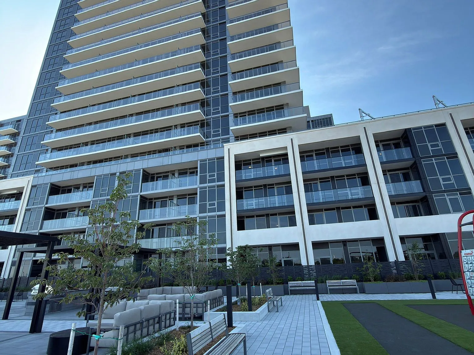 2 bed, $2,150 — Photo 1