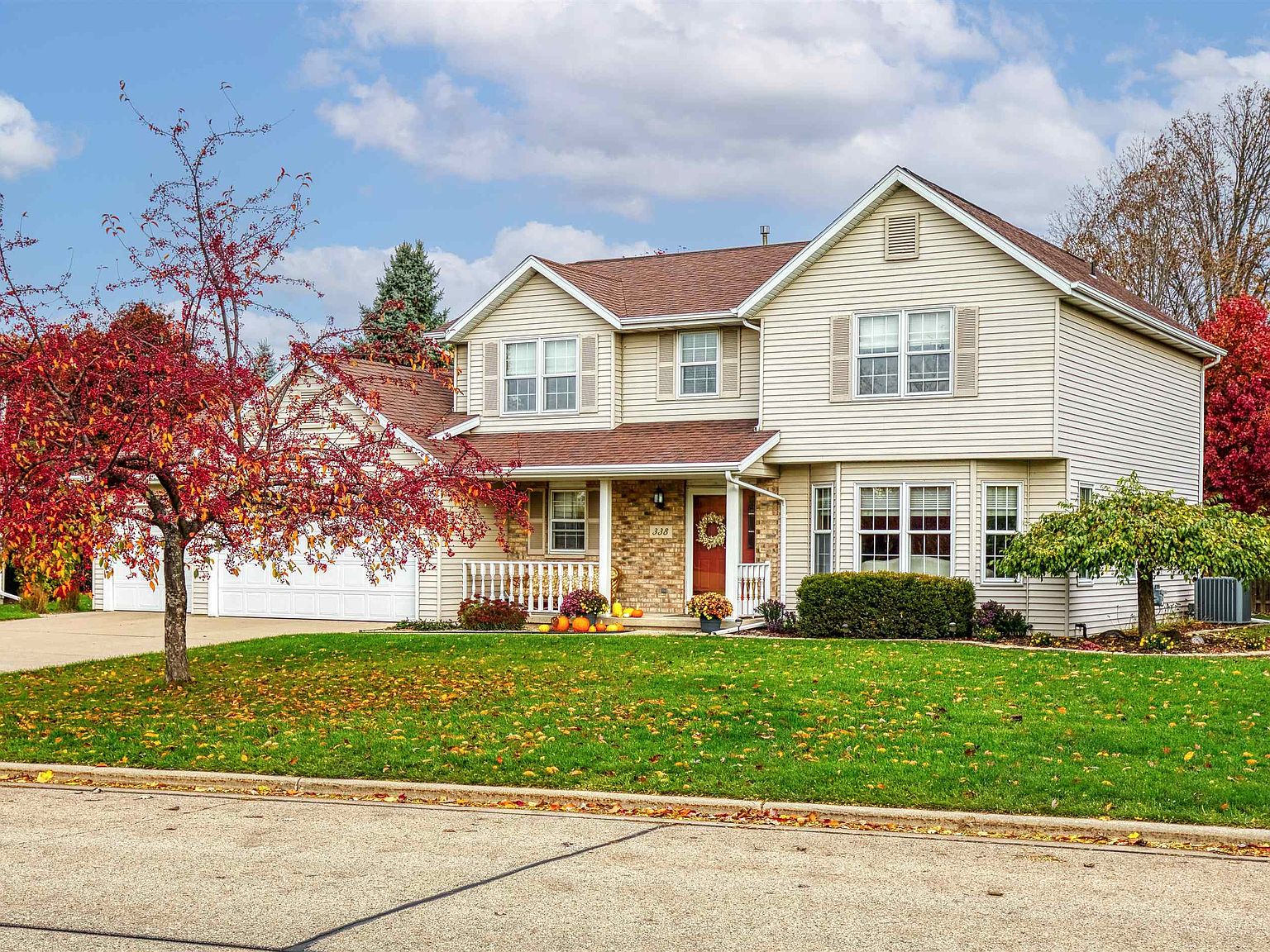 338 Kraft St, Neenah, WI 54956 MLS 50283560 Zillow