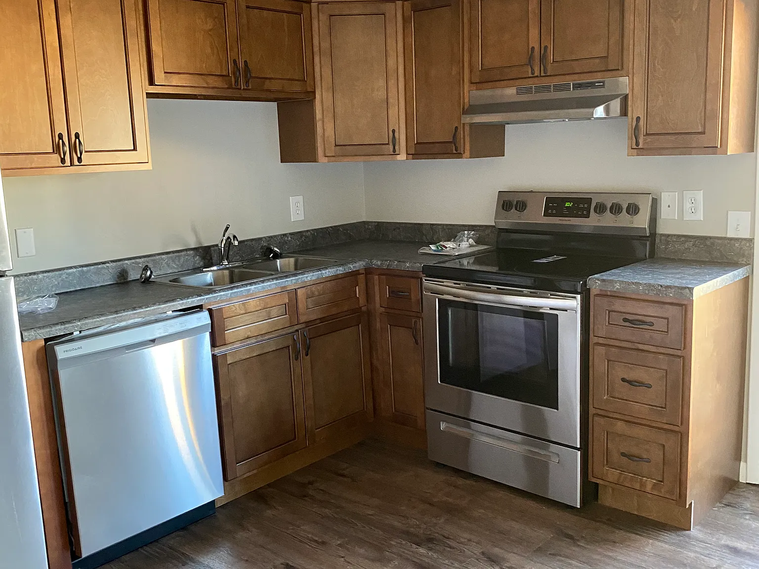 2 bed, 1.5 bath, $1,150 — Photo 3