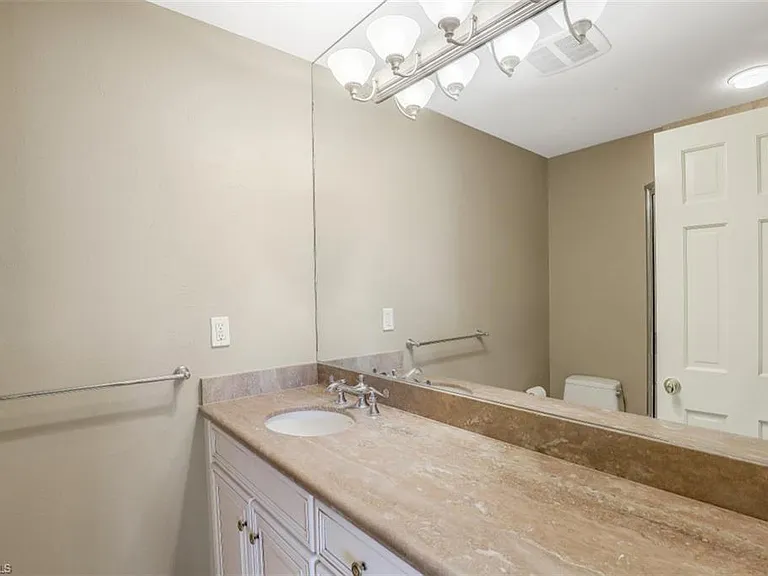 655 Galleon Dr — Photo 19