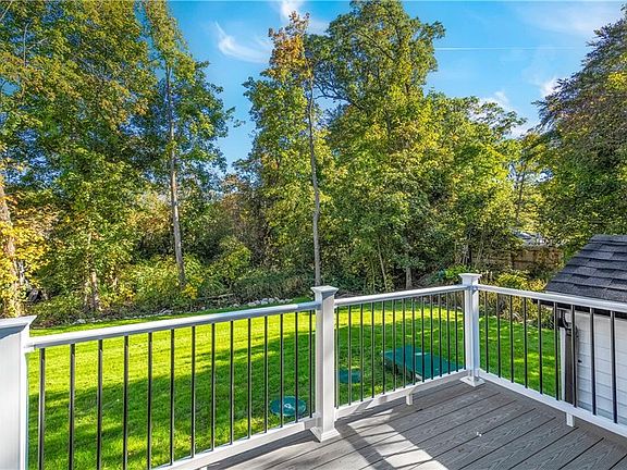 5th image of 1551 Diamond Hill Rd