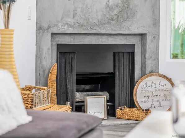 4235 Tiberon Dr, Oceanside, CA 92056