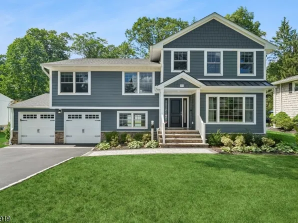 25 Ascot Way, Summit City, NJ 07901