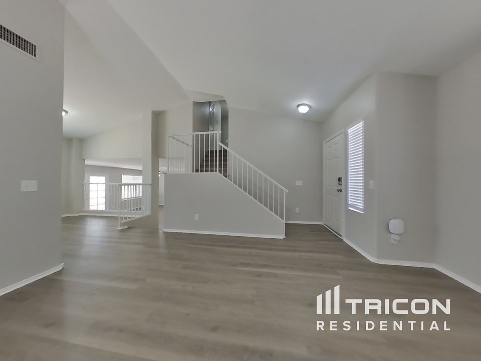 6519 N 70th Ave, Glendale, AZ 85303 | Zillow