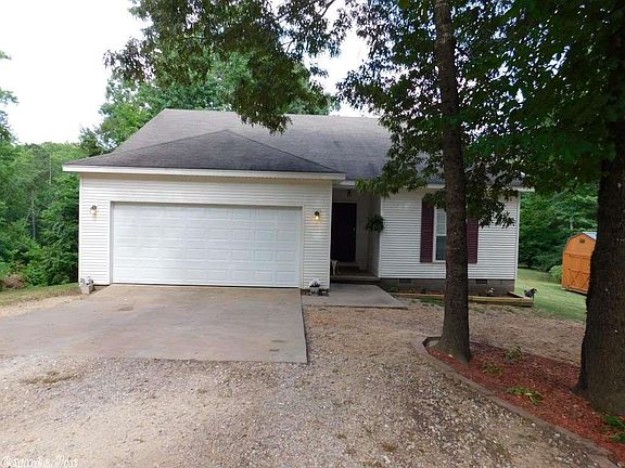 2nd image of 324 Whispering Winds Dr