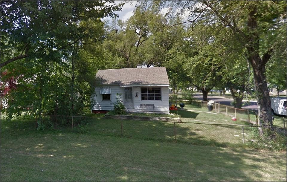 1st image of 1044 S Tonti Cir