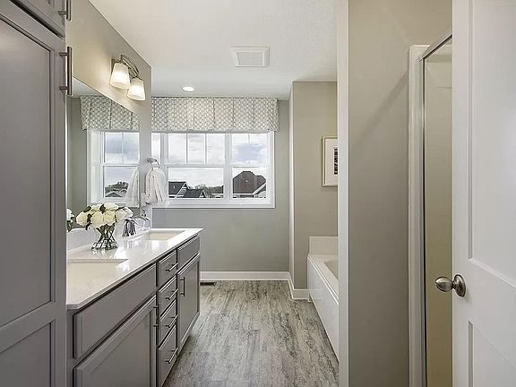 3rd image of 509 93rd Ave NW #509