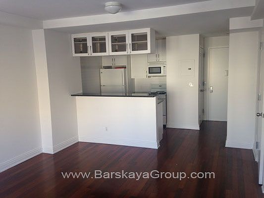 1st image of 1408 31st Ave APT 3A