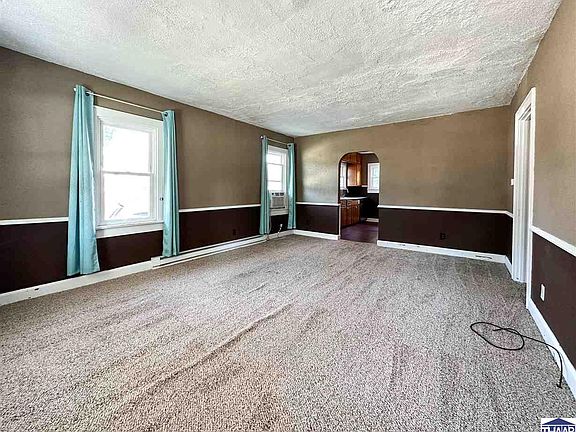5th image of 2400 Hulman St