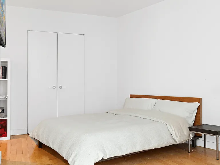 15 Broad St #1601 — Photo 5