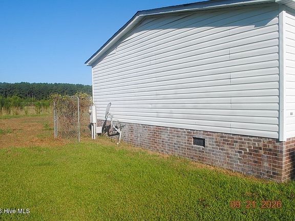 3rd image of 132 Cooper Road