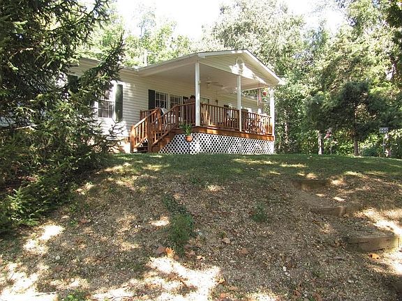2nd image of 1231 Lodge Rd