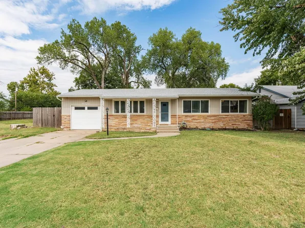 6322 Eastwood St, Wichita, KS 67218