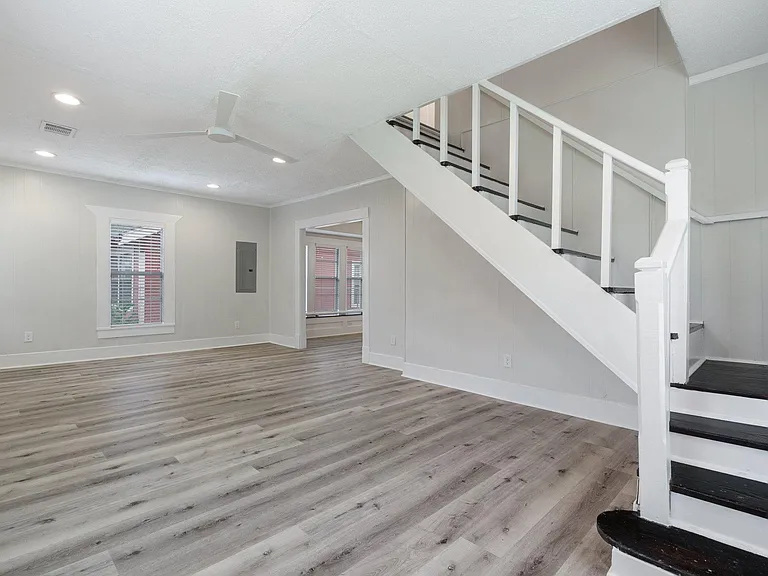 3818 Kennon St — Photo 8
