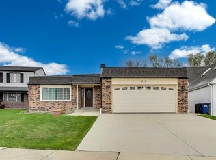 237 S Radcliffe Ave, Des Plaines, IL 60016