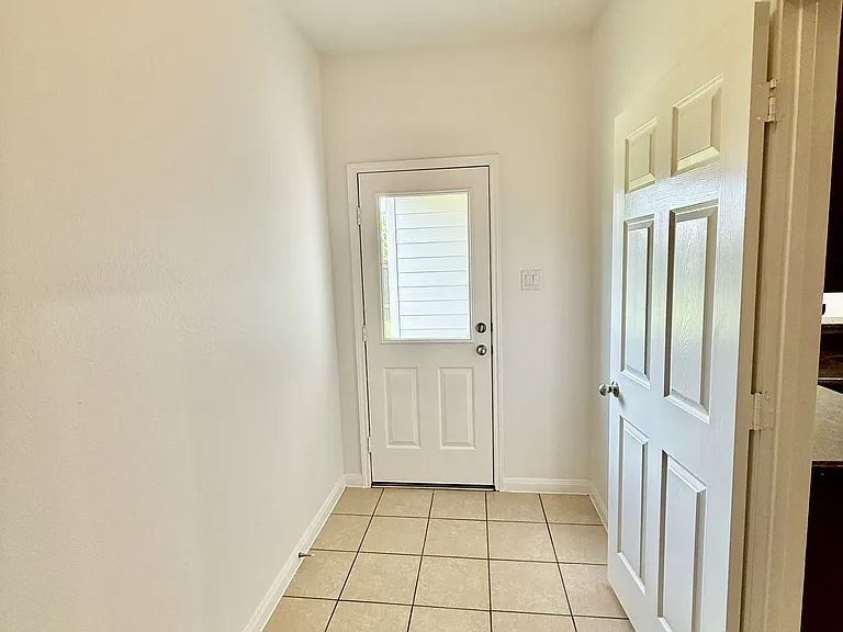 205 Oriole Dr — Photo 27