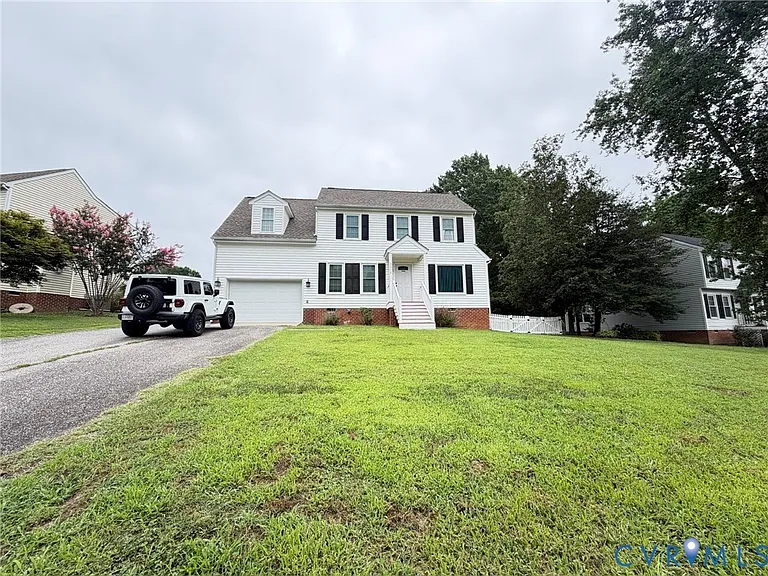 3312 Appleford Dr — Photo 1