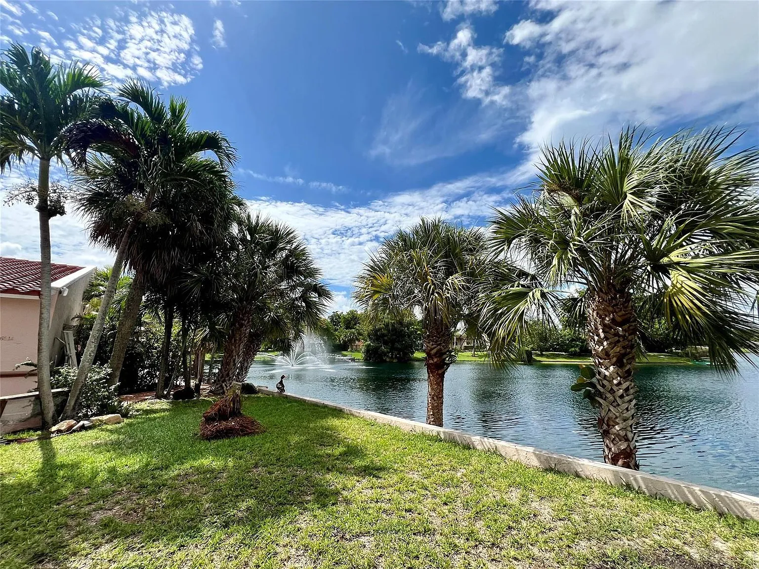 3 bed, 1445 sqft, $3,700 — Photo 1