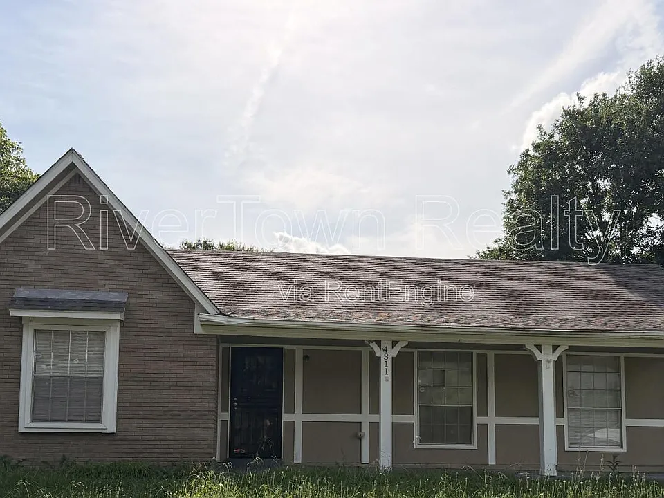 4311 Springwind Rd