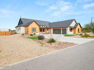 3291 Colina Ct, Las Cruces, NM 88012