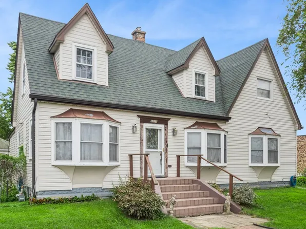 8233 Austin Ave, Morton Grove, IL 60053