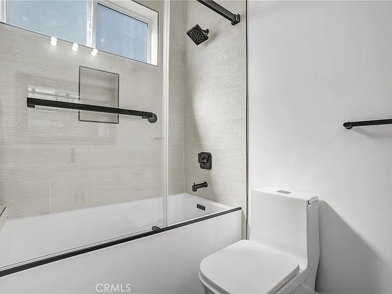 2124 W 238th St — Photo 28