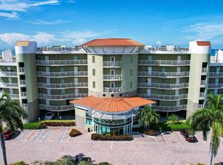 11605 Gulf Blvd #302, Treasure Island, FL 33706