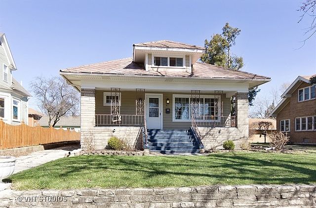 1st image of 811 W Douglas St