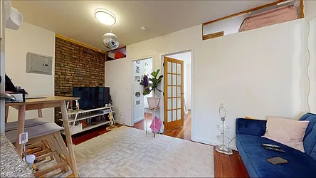 Rented by Bond New York