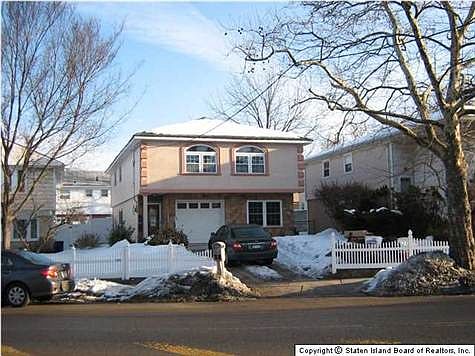 1st image of 1235 Rockland Ave