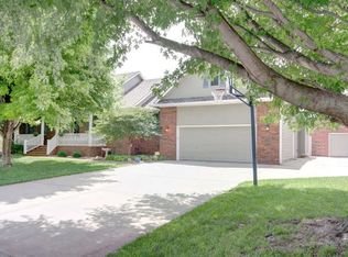 527 N Forestview Ct, Wichita, KS 67235