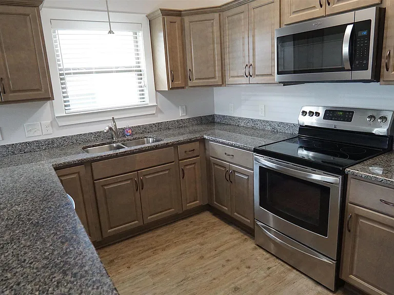 138 Cottage View Dr — Photo 11