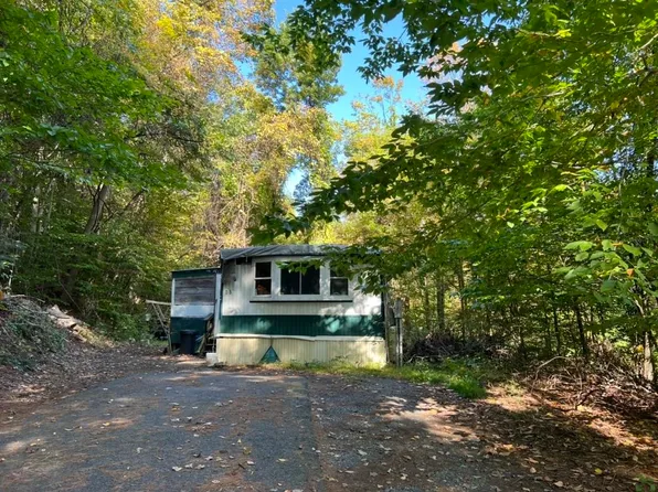 5 Wildwood Drive, Brattleboro, VT 05301