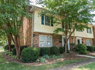 1466 Dover Rd, Spartanburg, SC 29301