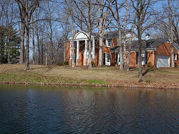 2nd image of 18705 Country Club Ln