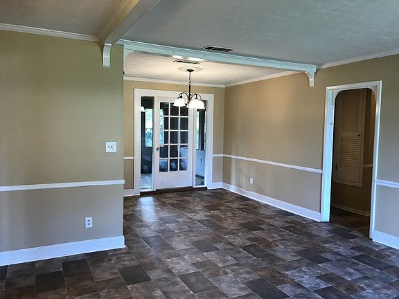 3rd image of 342 Lula Belle Ln