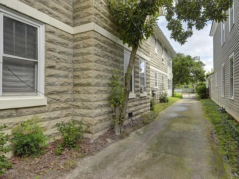2210 Lincoln St #A — Photo 7
