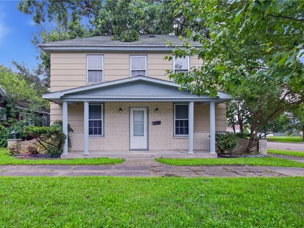 1621 Edgar Ave, Mattoon, IL 61938