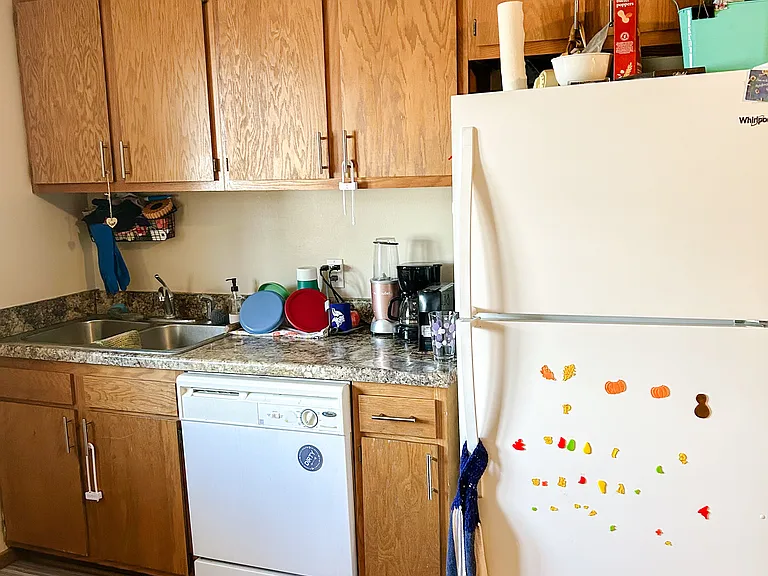 Kitchen- Upper Level