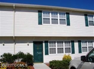 26 Pirates Cove Dr, Swansboro, NC 28584